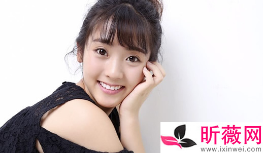 邢菲八卦资料简介及美照:校花邢菲素颜状态太迷人 邢菲八卦资料简介及美照:校花邢菲素颜状态太迷人