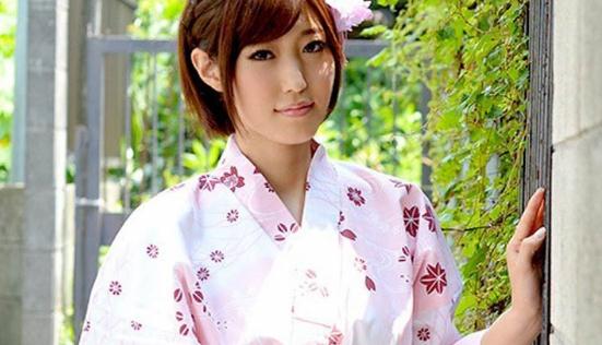 最美女优图片2019：长得超级漂亮的av排行