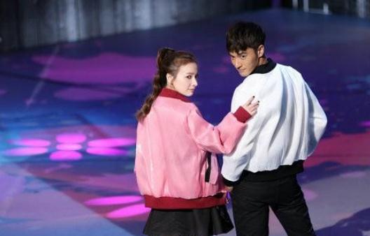 吴昕恋情曝光过程揭晓：吴昕和郑凯是怎么认识的