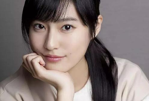 有痣的日本艺人图片：日本美女艺人有痣