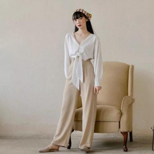 2019早秋纸袋裤火了：纸袋裤显高显瘦穿搭示范