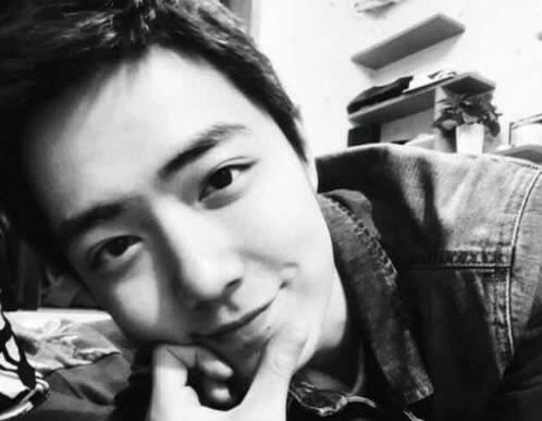 肖战初中时的照片:肖战出道被扒ins早前照片这个样子 肖战初中时的照片:肖战出道被扒ins早前照片这个样子