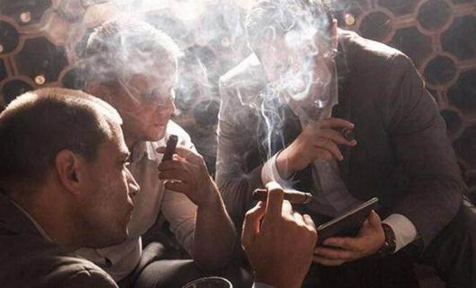 在家抽烟视为家暴什么情况:二手烟的危害不容忽视 在家抽烟视为家暴什么情况:二手烟的危害不容忽视