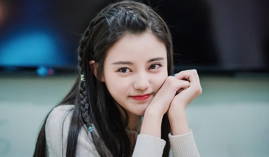 孙珍妮否认恋情：孙珍妮陈涛八卦恋情只因一张照片