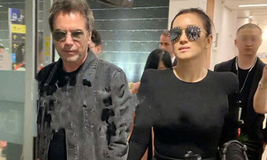 巩俐亮相威尼斯详情及原因:巩俐老公资料简介了解下 巩俐亮相威尼斯详情及原因:巩俐老公资料简介了解下