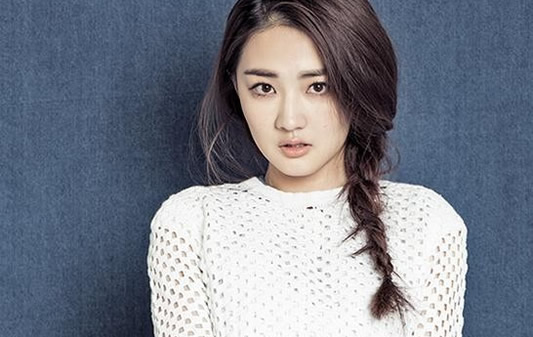 徐璐八卦个人资料简介:与男友交往一年却只能拥抱 徐璐八卦个人资料简介:与男友交往一年却只能拥抱