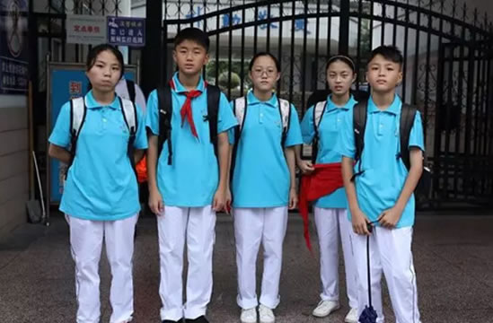 爸爸让5胞胎分班怎么回事:具体原因详情是这样子的 爸爸让5胞胎分班怎么回事:具体原因详情是这样子的