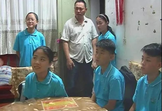 爸爸让5胞胎分班怎么回事:具体原因详情是这样子的 爸爸让5胞胎分班怎么回事:具体原因详情是这样子的