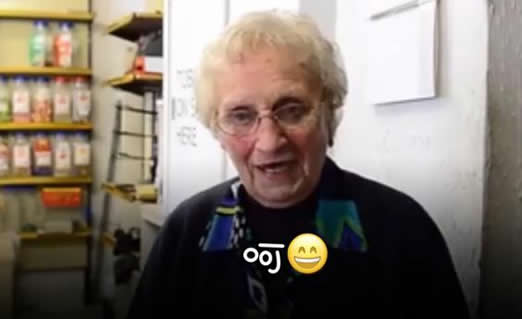 82岁奶奶击退劫匪怎么回事：画面还原事发经过详情