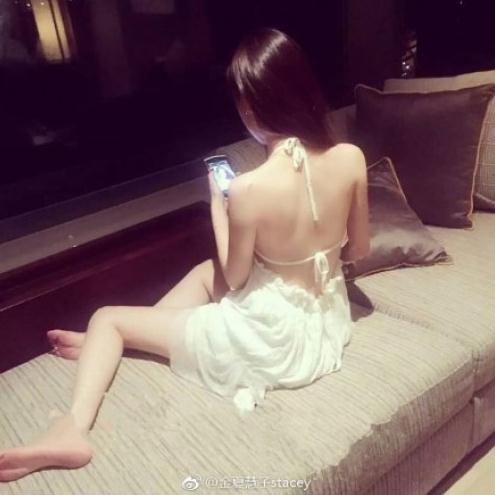 福利动态图出处gif：金夏慧子stacey模特