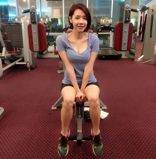 福利动态图出处gif：泰国辣妈Mookies Zapp