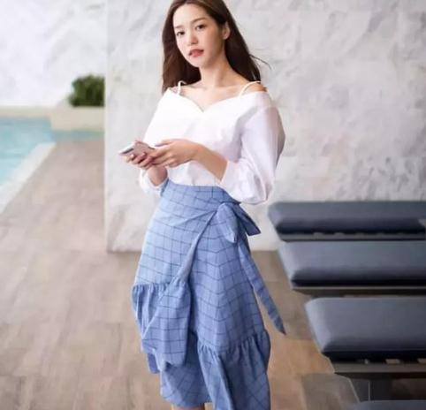 2019低调却迷人的穿搭：时尚简约的早秋搭配