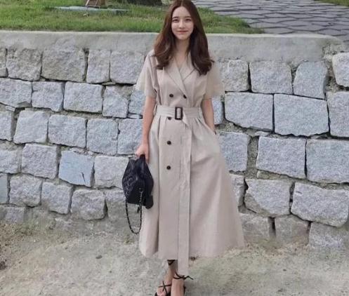 2019低调却迷人的穿搭：时尚简约的早秋搭配