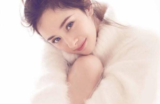 杨幂22张图片你敢看吗（精选迷人性感好看的图片）