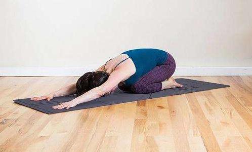 床上减肥运动图解：瘦腰瘦腿促睡眠（精选动作）