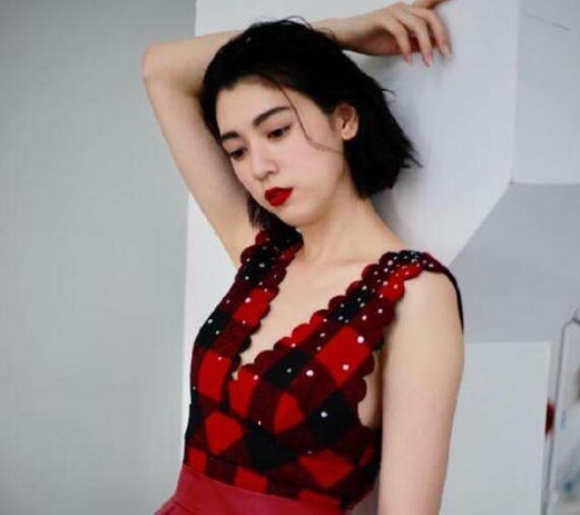 三吉彩花个人资料及美照：三吉彩花为什么叫屠夫和尊尊