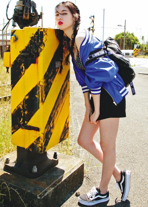 周杰伦新歌女主私照：三吉彩花又美又A忍不住被撩到