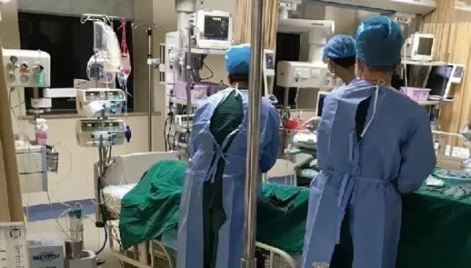 刷手机后心跳骤停：经过详情到底怎么回事