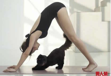 吴雨橦的脚丫美腿：吴雨橦生活照好美啊