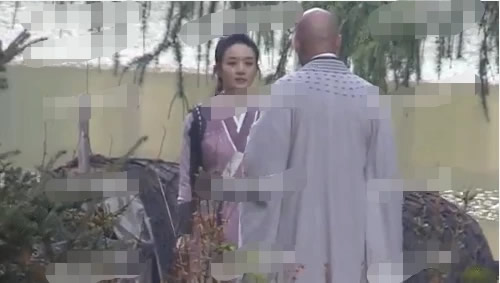 赵丽颖有翡造型模样曝光：有翡剧组背景竟然这么强大