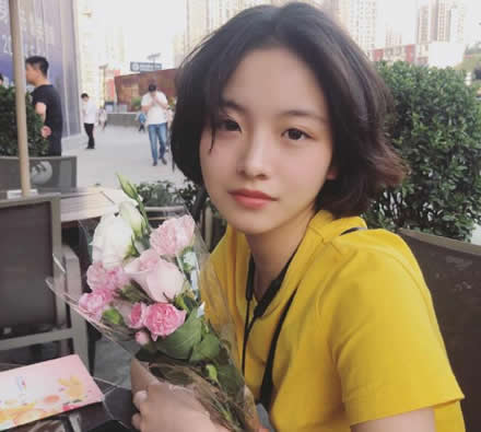 快乐大本营李庚希哪一期:元气少女李庚希多大了及美照 快乐大本营李庚希哪一期:元气少女李庚希多大了及美照