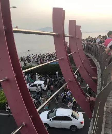 国庆各景区人从众怎么回事：看这些照片被震撼到了