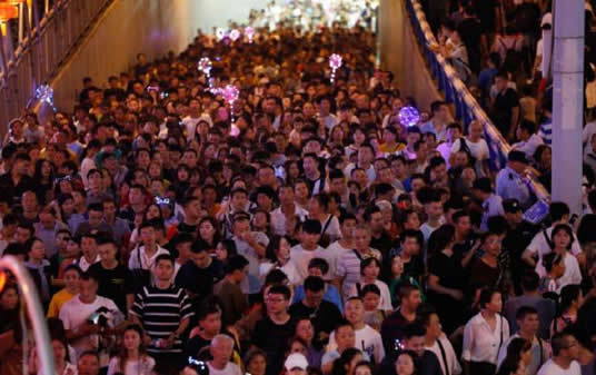 国庆各景区人从众怎么回事：看这些照片被震撼到了