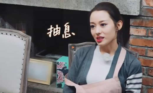 郎朗教吉娜中文怎么回事：郎朗教吉娜中文画面过程