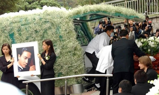 张国荣死亡真相之谜:张国荣24楼跳下楼图片 张国荣死亡真相之谜:张国荣24楼跳下楼图片