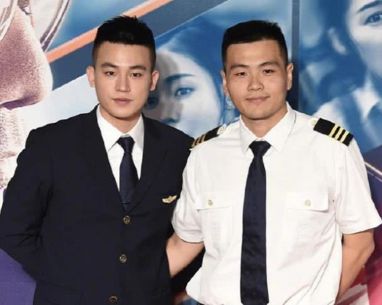 中国机长原型事件改编：真实故事川航3u8633紧急事件详解