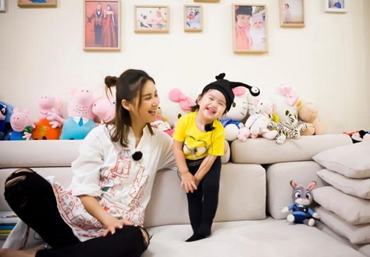 张歆艺结过婚几次 3年2次的结婚经历最后终嫁爱情