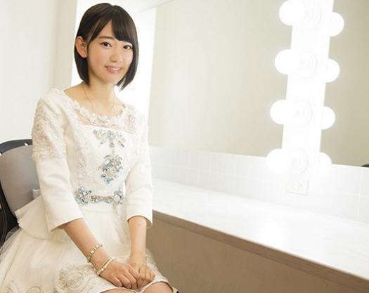 日本十大贫乳女星揭晓：胸不够颜值和魅力确吸粉无数