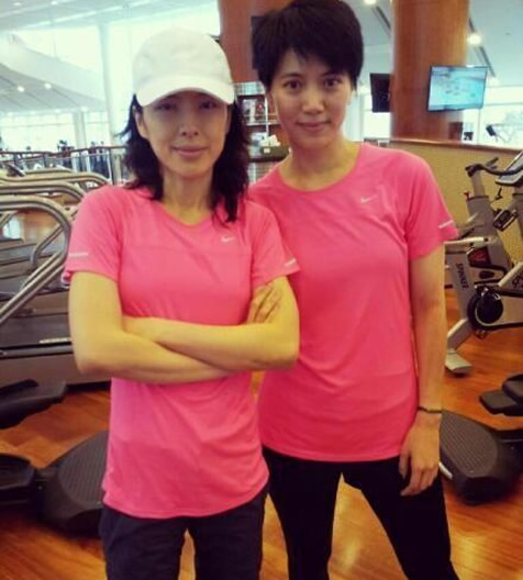 张学友老婆叫什么名及资料:张学友的老婆近期照片 张学友老婆叫什么名及资料:张学友的老婆近期照片