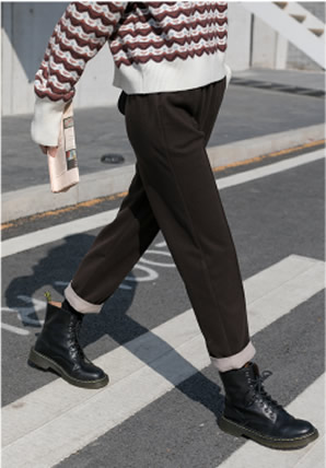 马丁靴配什么衣服好看：马丁靴穿搭干货快来get吧