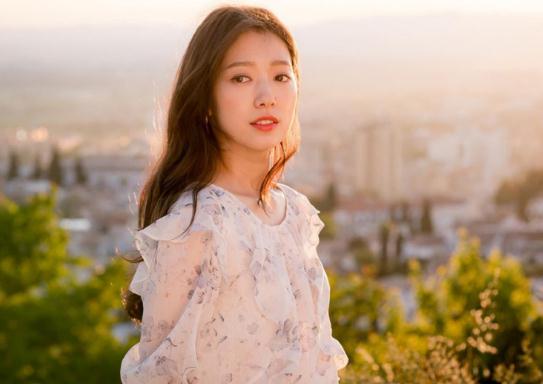 韩国美女排行榜：这20位韩国美女确实养眼