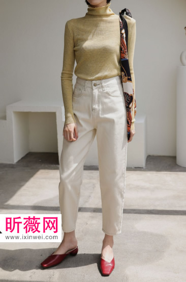 冬季女士哈伦裤搭配上衣:精致优雅又吸睛的穿搭 冬季女士哈伦裤搭配上衣:精致优雅又吸睛的穿搭