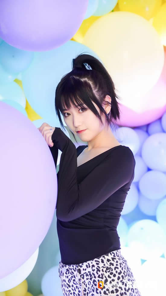 用影像传递年轻力量 乐划锁屏携手范丞丞等七大明星寻找城市新面孔 用影像传递年轻力量 乐划锁屏携手范丞丞等七大明星寻找城市新面孔