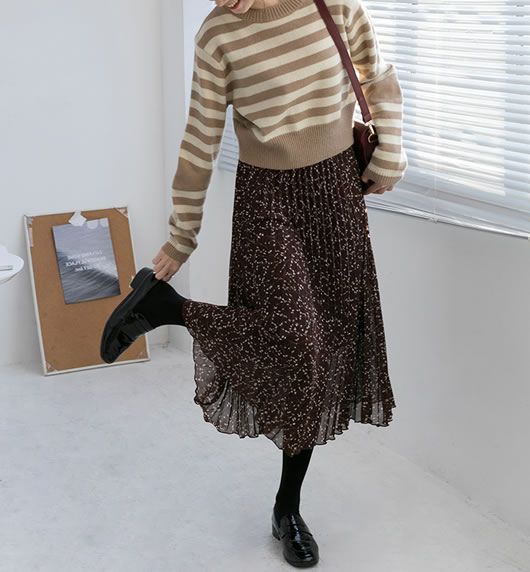 碎花长裙搭配什么上衣好看:5款时尚穿搭清新可人 碎花长裙搭配什么上衣好看:5款时尚穿搭清新可人