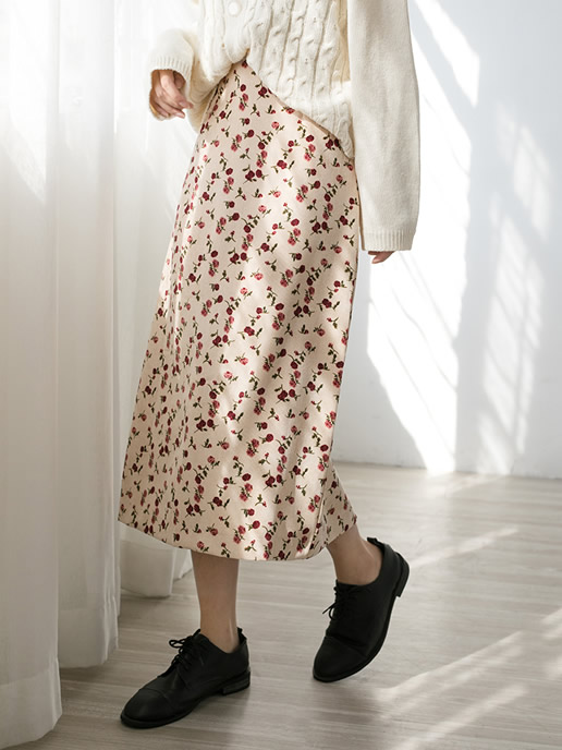 碎花长裙搭配什么上衣好看:5款时尚穿搭清新可人 碎花长裙搭配什么上衣好看:5款时尚穿搭清新可人