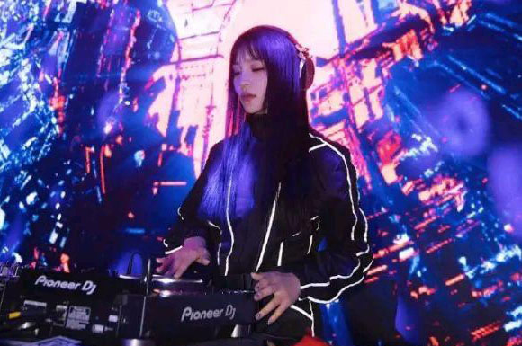 PGone新恋情曝光 女方身份及照片私照一览 PGone新恋情曝光 女方身份及照片私照一览