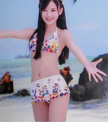 鞠婧祎比基尼照一览 鞠婧祎证件照清纯惊艳