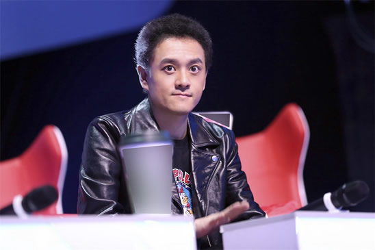 电影受益人讲述了什么？《受益人》主题曲及歌手介绍