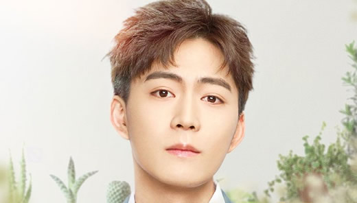 刘哲尔身高年龄及个人资料：刘哲尔与赵薇的关系