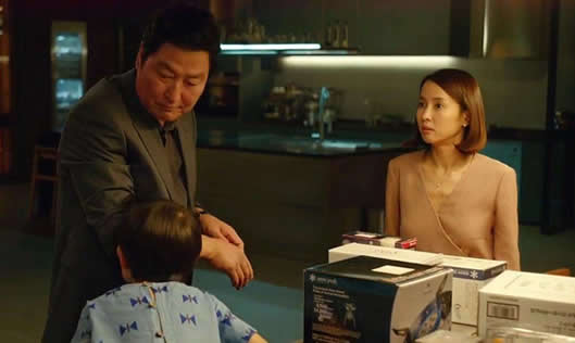 世界十大必看电影：带你领略电影世界中的生活