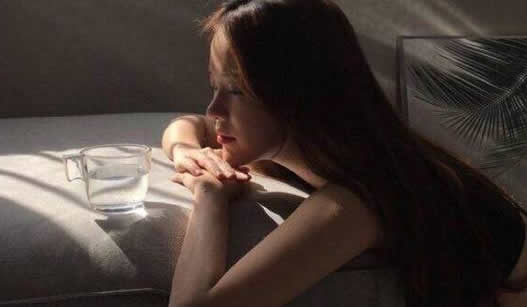 女人怎么做床上能上男人上瘾 聪明女人都会15个技巧