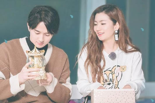 Selina张轩睿在一起了吗? Selina张轩睿在一起了吗?