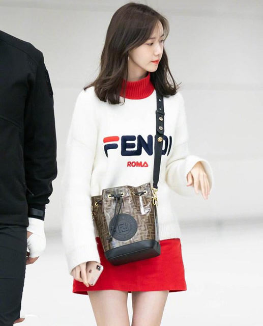 2020春季跟着林允儿学穿搭 潮流减龄又少女范儿