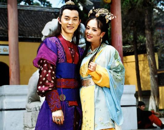 上错花轿嫁对郎翻拍 新剧《花好月又圆》演员阵容曝光