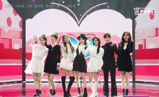 《青春有你2》公演舞台造型 八组公演首场公演照曝光 《青春有你2》公演舞台造型 八组公演首场公演照曝光