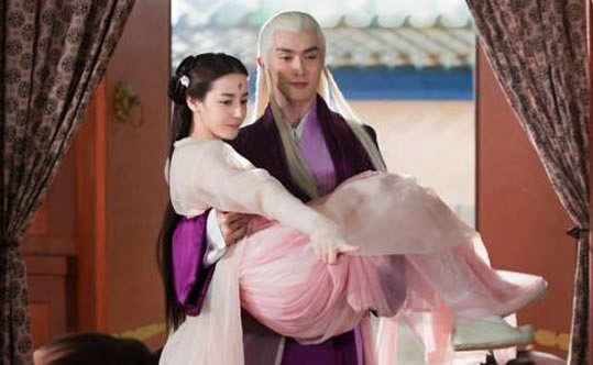 东华小心进入凤九身体 东华帝君和凤九小说圆房原著 东华小心进入凤九身体 东华帝君和凤九小说圆房原著